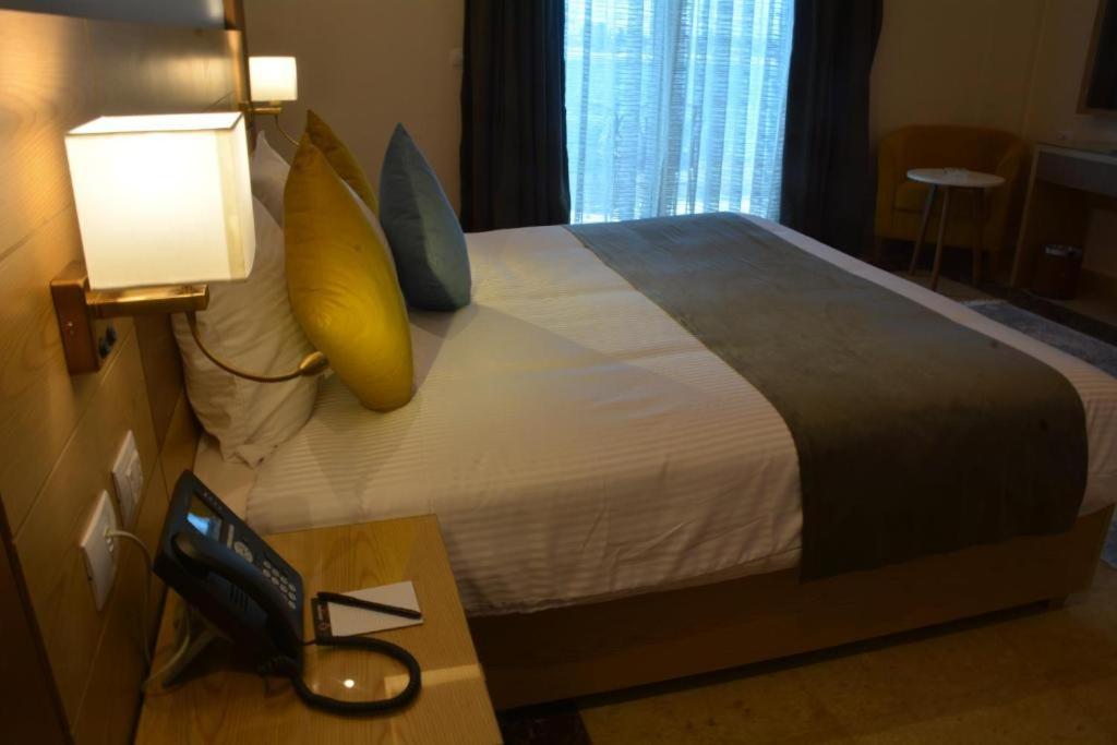 Golden Jewel Ismailia Resort Esterno foto