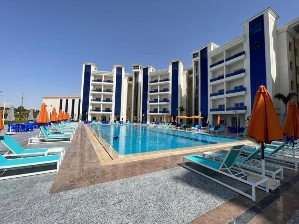 Golden Jewel Ismailia Resort Esterno foto